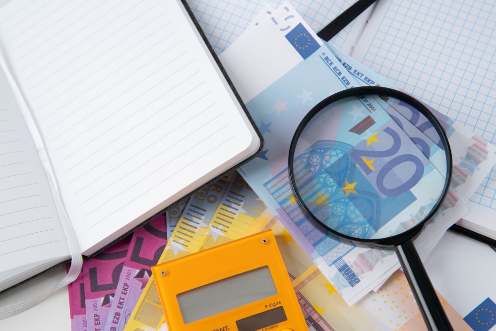 FMI: România se pregătește pentru o perioadă de expansiune economică moderată, cu perspective de scădere a inflației.