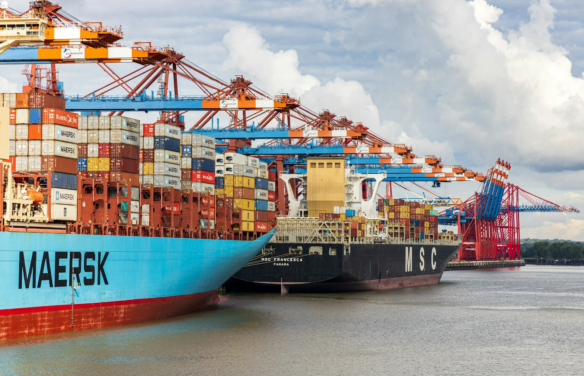 Germania se confruntă cu dificultăți economice surprinzătoare: O scădere drastică a exporturilor