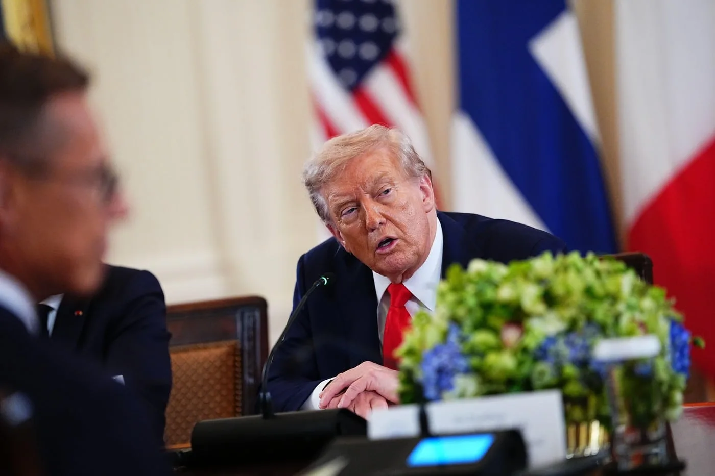 Provocare majoră pentru Donald Trump: Proiectul său în domeniul criptomonedelor înregistrează pierderi considerabile.