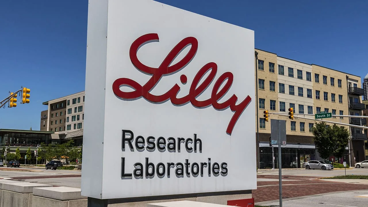 Eli Lilly revizuiește în sus estimările anuale datorită performanțelor impresionante, stimulată de succesul Zepbound și Mounjaro