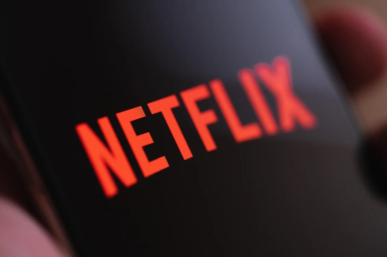 Netflix explorează o transformare monumentală, ce-ar putea revoluționa industria de streaming.