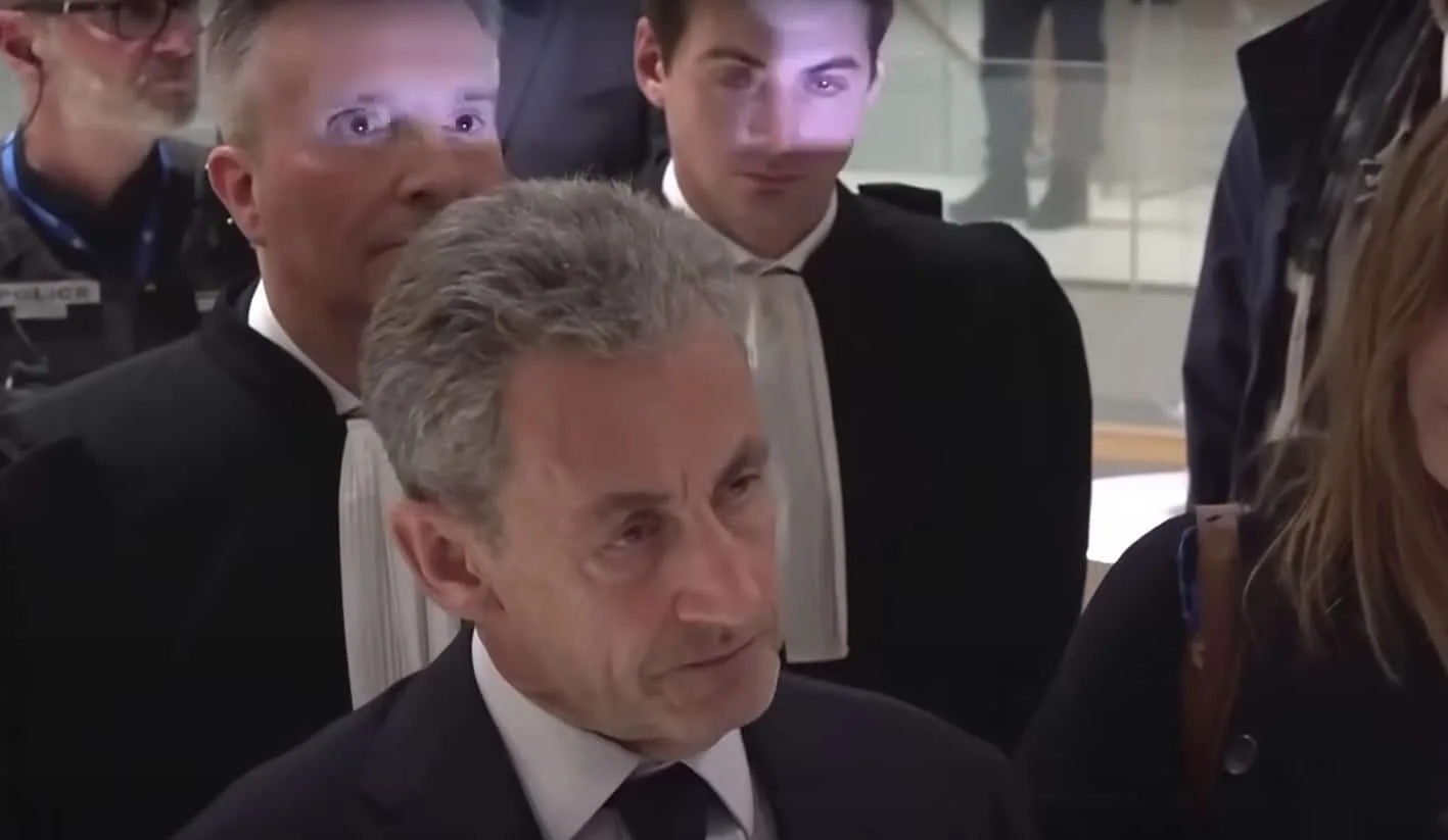 Nicolas Sarkozy este eliberat din detenție cu măsuri stricte de control judiciar.