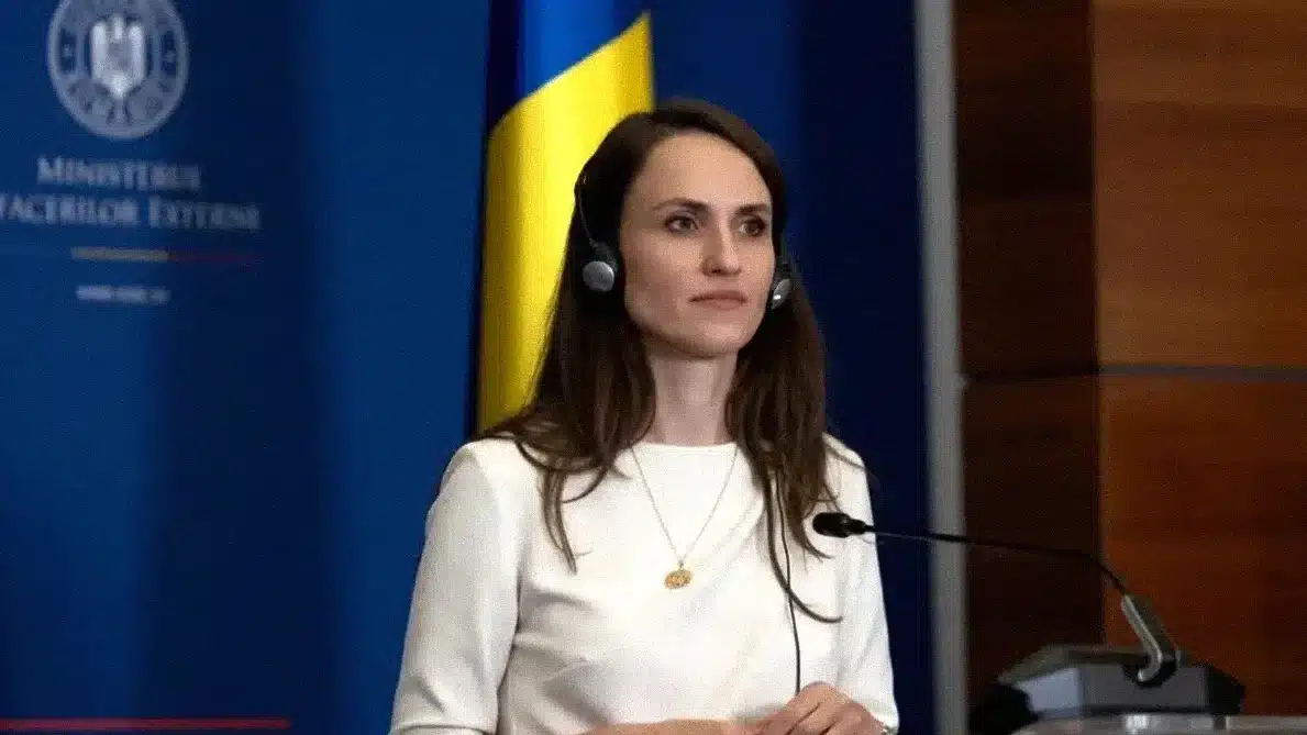 Oana Țoiu moțiune