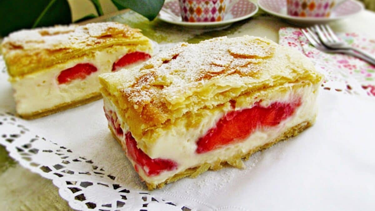 cremșnit căpșuni Dragobete