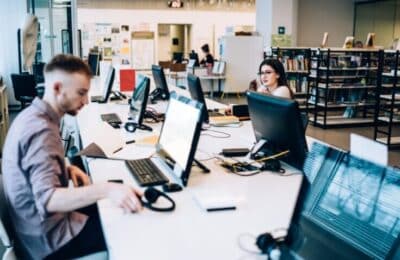 Salariile românilor ar putea crește cu 5% în 2026, dar nu pentru toți