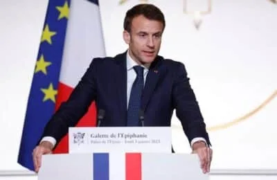 Franța își clarifică doctrina nucleară pe fondul tensiunilor
