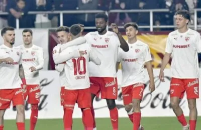 Dinamo transferă un fundaș central și vrea să-l păstreze pe Opruț