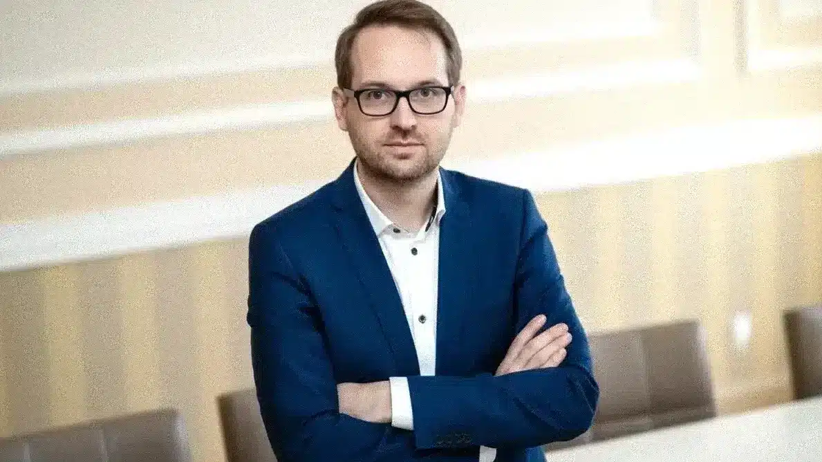 Dominic Fritz parchete