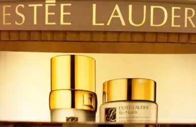 Estée Lauder negociază fuziune cu Puig de 34,5 miliarde euro