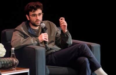 Kalshi, platformă de pariuri, acuzată penal în Arizona