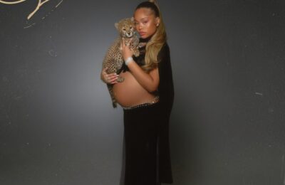 Rapperii Latto și 21 Savage așteaptă un copil, anunță artista