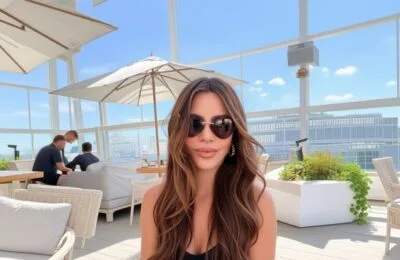 Sofia Vergara, apariție spectaculoasă la ziua lui Paris Hilton