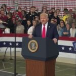 Miting Trump în Kentucky oprit după ce o femeie a leșinat