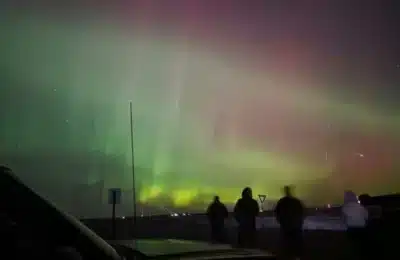 Furtună geomagnetică G2: Aurora boreală vizibilă în Europa