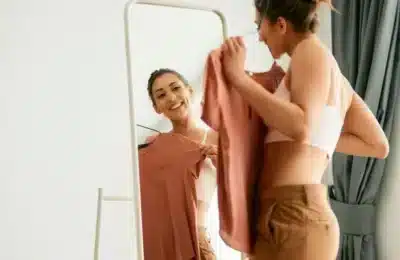 Haine noi, risc pentru sănătate: chimicale, bacterii și metale grele