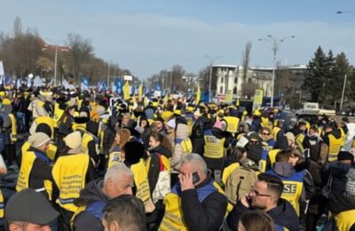 Sindicatele din Educație continuă protestele și la Bacalaureat
