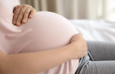 Sarcina reduce materia cenușie, dar ajută la rolul de mamă