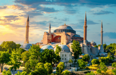 Peste 82.000 de români au vizitat Turcia de Paște, atrași de rute religioase