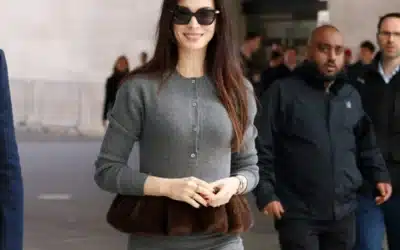 Anne Hathaway readuce peplumul în moda anului 2026