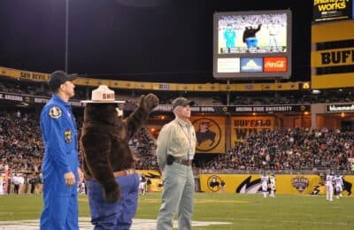 Buffalo Wild Wings GO: Aripioare gratis un an in Las Cruces