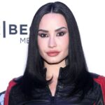 Demi Lovato, apariție spectaculoasă într-o rochie transparentă