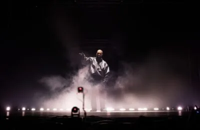 Kanye West anulează concertul din Franța, oficialii se opuneau