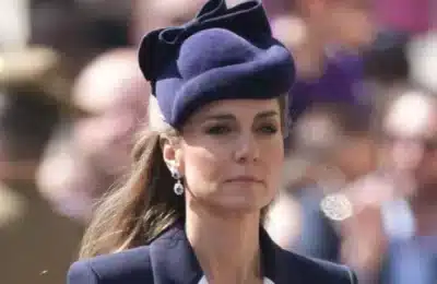 Kate Middleton a depus o coroană în numele Regelui Charles