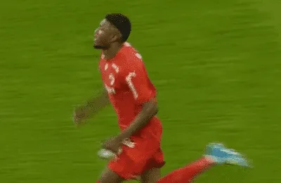 Boateng marchează pentru Dinamo, dar Craiova merge în finala Cupei