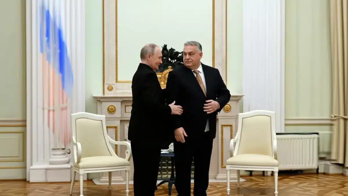 Kremlin Orban relatii