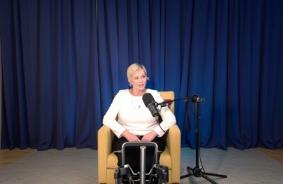 Nicole Eggert explică de ce a plecat din Baywatch după 2 sezoane