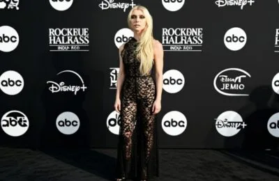 Taylor Momsen, solista The Pretty Reckless, spitalizată după o mușcătură de păianjen