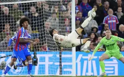 West Ham, egal vital cu Crystal Palace. Wolves retrogradează