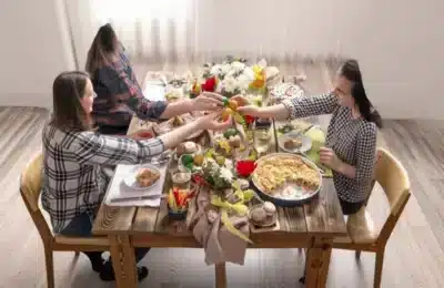 Românii au preferat ciorba de burtă cozonacului de Paște