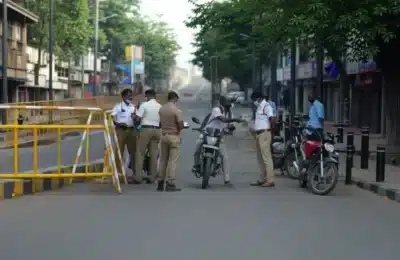 India: 9 polițiști, condamnați la moarte pentru uciderea unui tată și a fiului