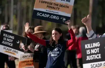 Trump reintroduce plutoanele de execuție la nivel federal