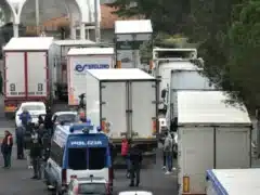 Italia: Șofer român de TIR, ucis în timpul unui protest