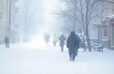 Vreme extremă: Ninsori și vânt de 100 km/h în Săptămâna Mare