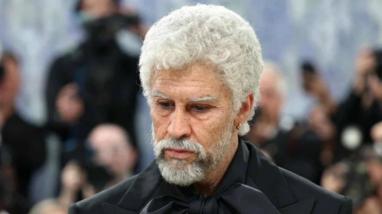 Un artist de 32 de ani a venit imbatranit la Met Gala. Motivul este neasteptat
