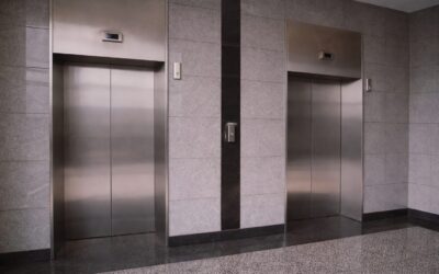 O nouă lege permite instalarea de lifturi în blocurile vechi cu finanțare publică