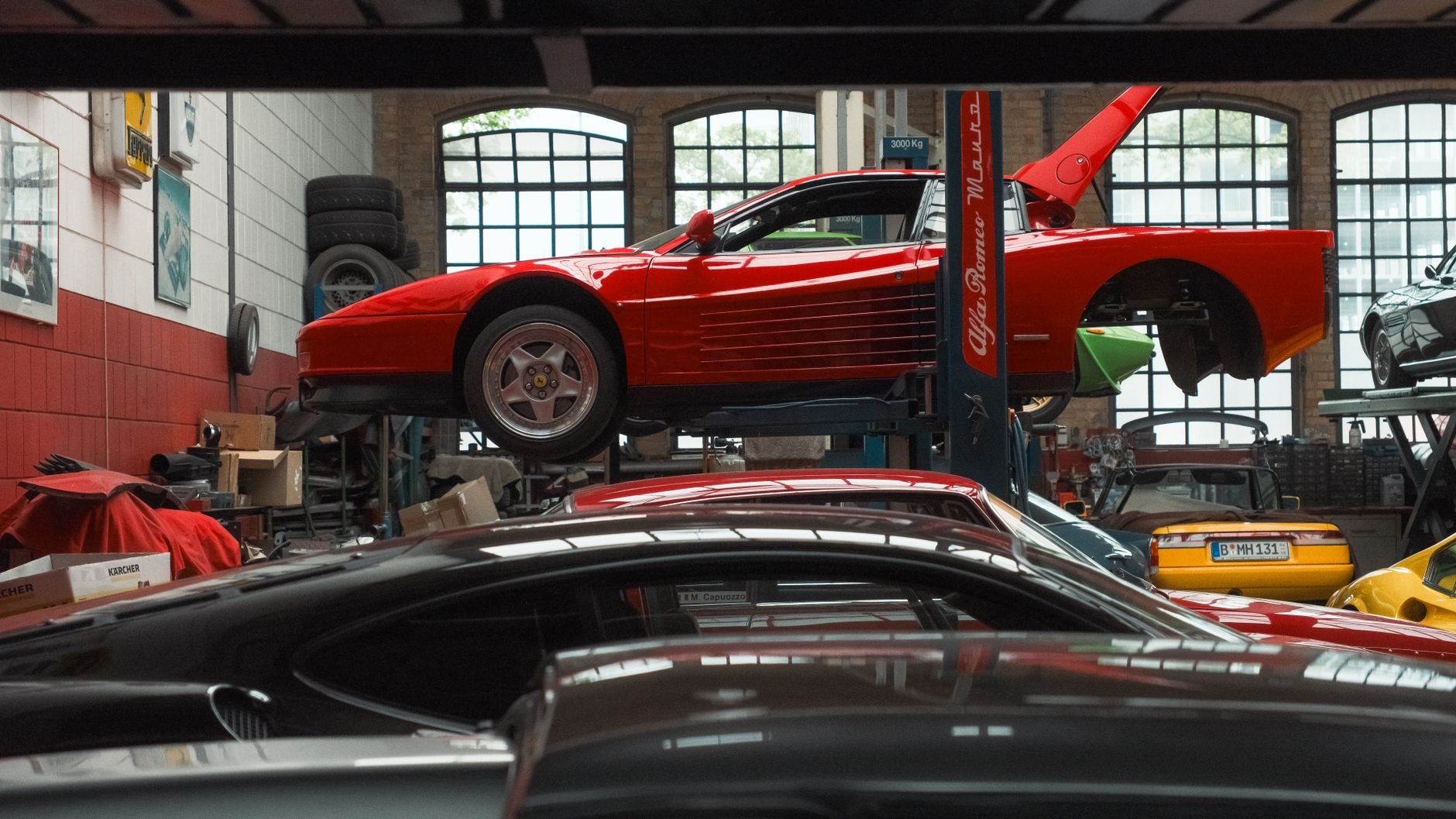 Masini clasice la revizie in atelier auto