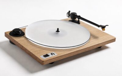 Orbit Custom pornește de la 249 USD și permite alegerea componentelor în șapte pași